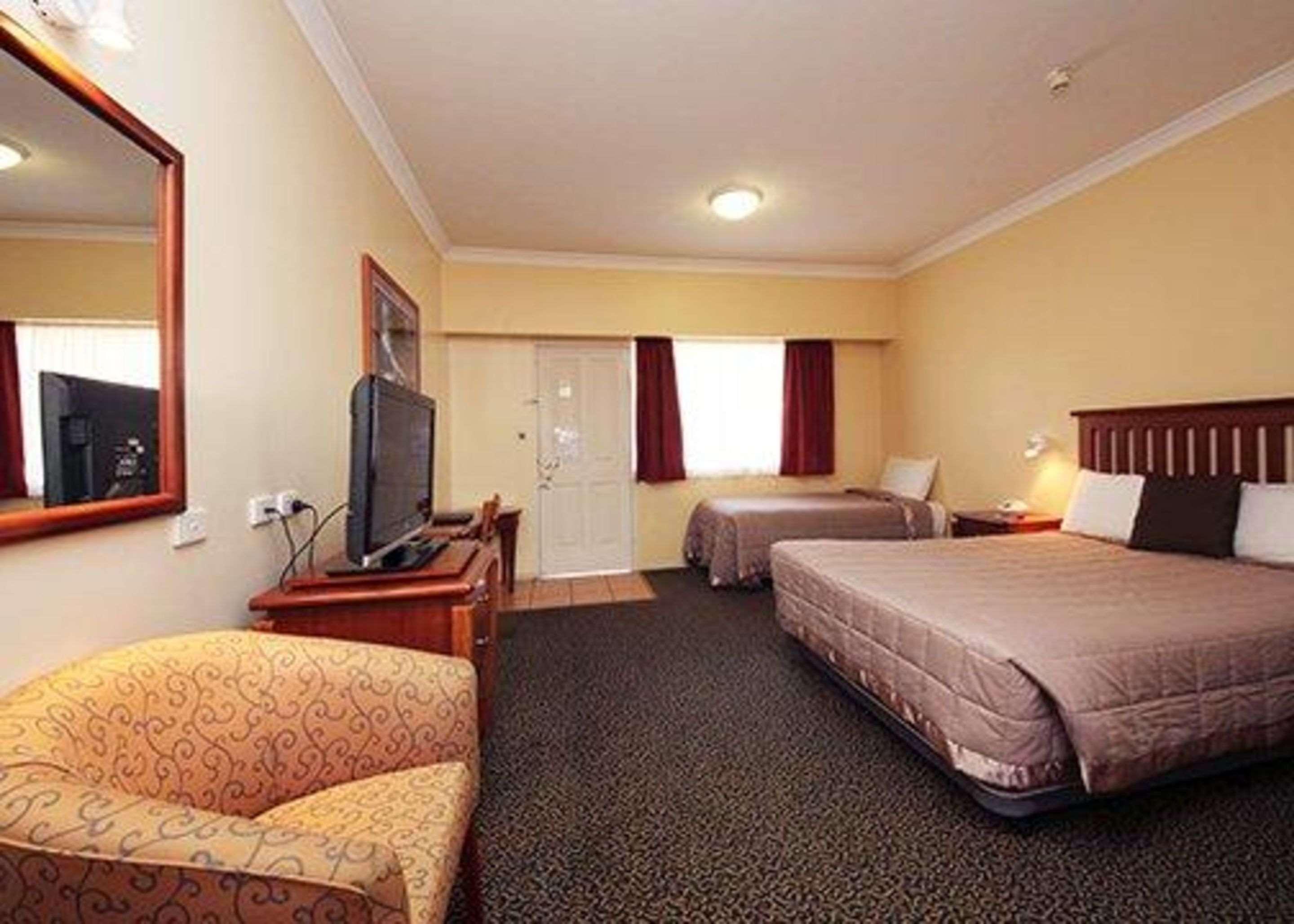 Quality Inn Grafton Exterior photo