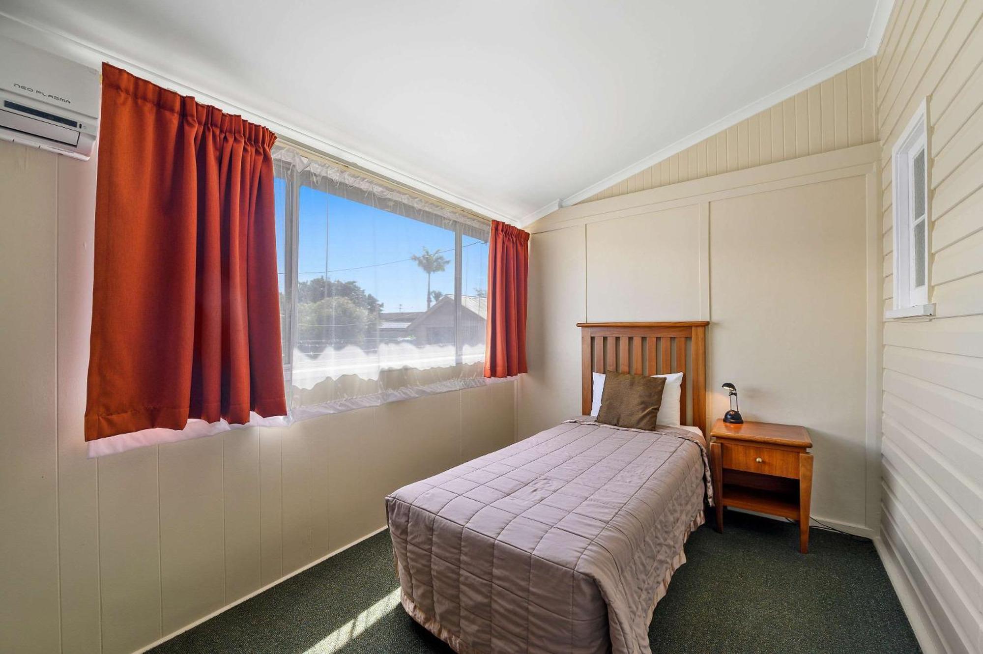 Quality Inn Grafton Exterior photo